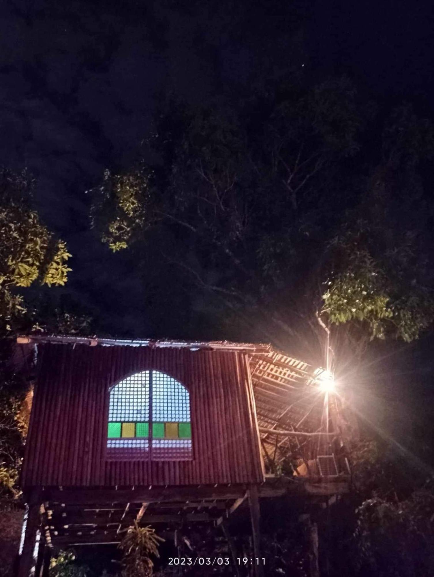 Sanctuaria Treehouses Бусуанга Екстериор снимка